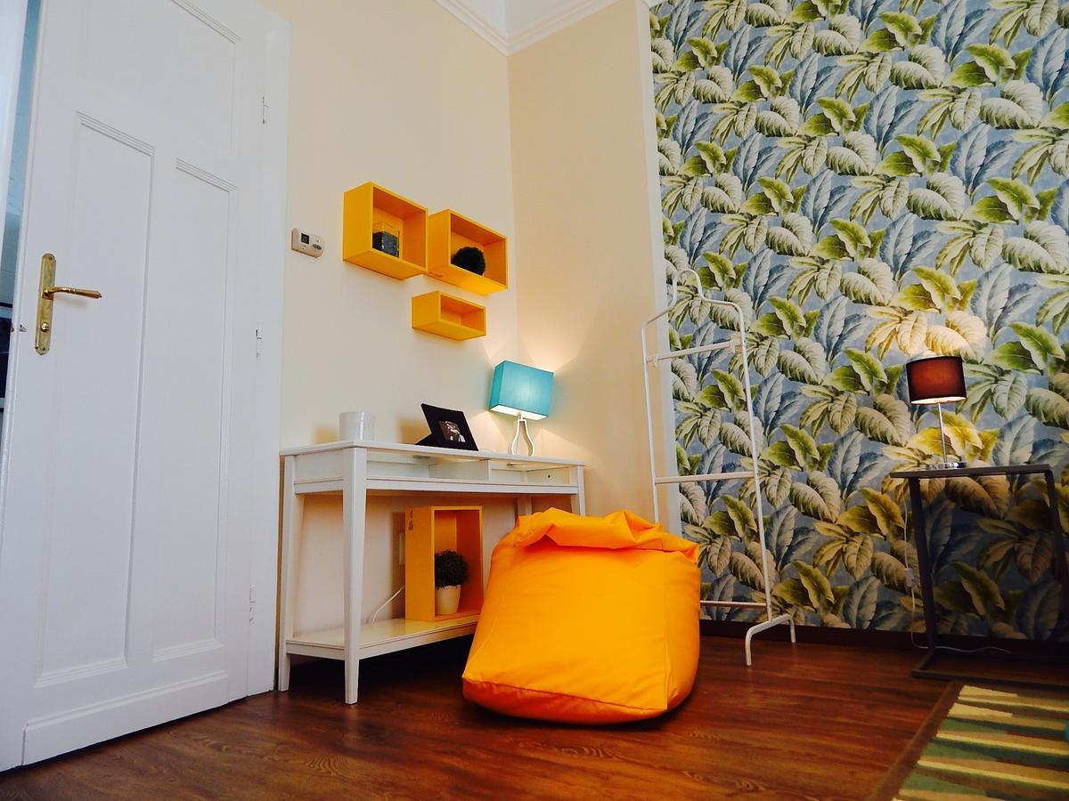 Hello Downtown Apartment - Broadway Budapest Eksteriør bilde